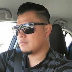 Meet your Posher, Carlos